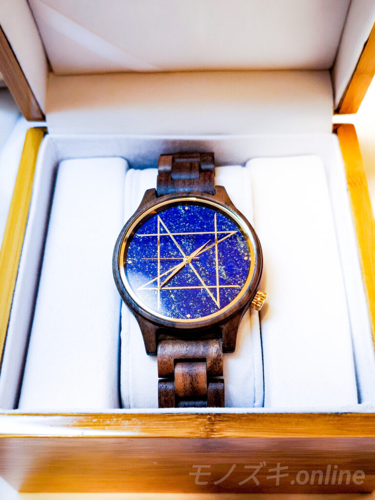 人気ブランドの NOZ 腕時計 未使用 ラピスラズリ メカニカル 天然木